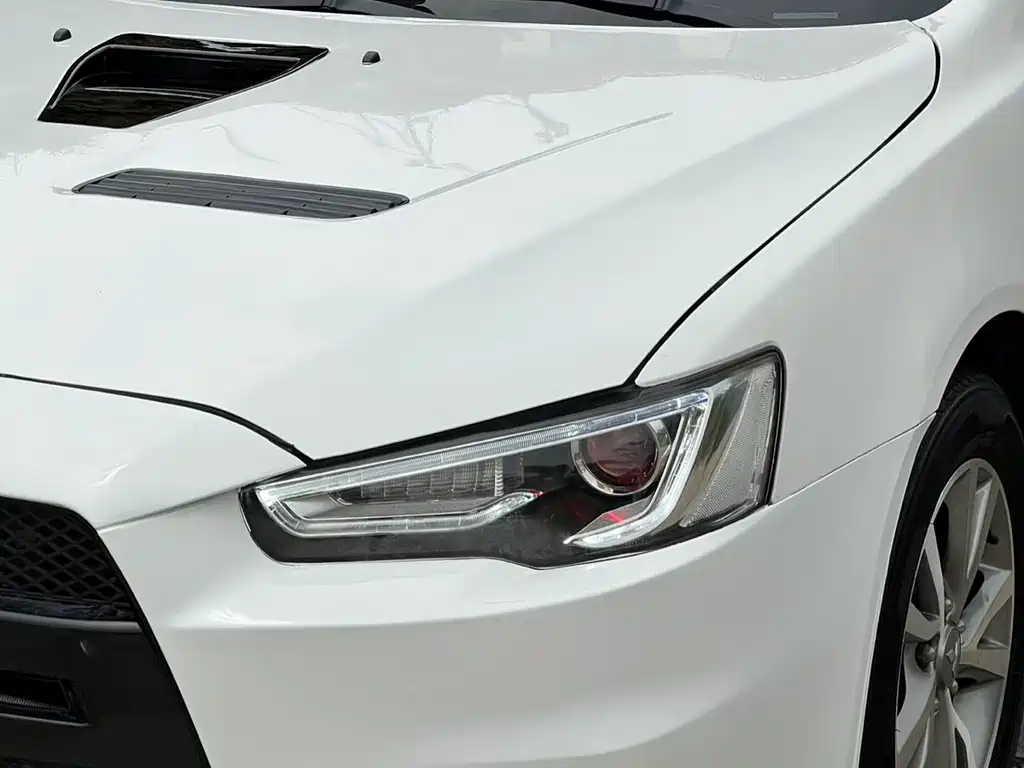 Lancer EX Fashion 1.8 L Manual Wise