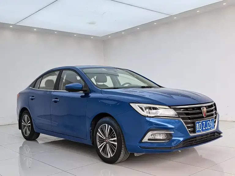 Roewe i5 1.5 L Auto 4 G Connected Leading Luxury Flagship
