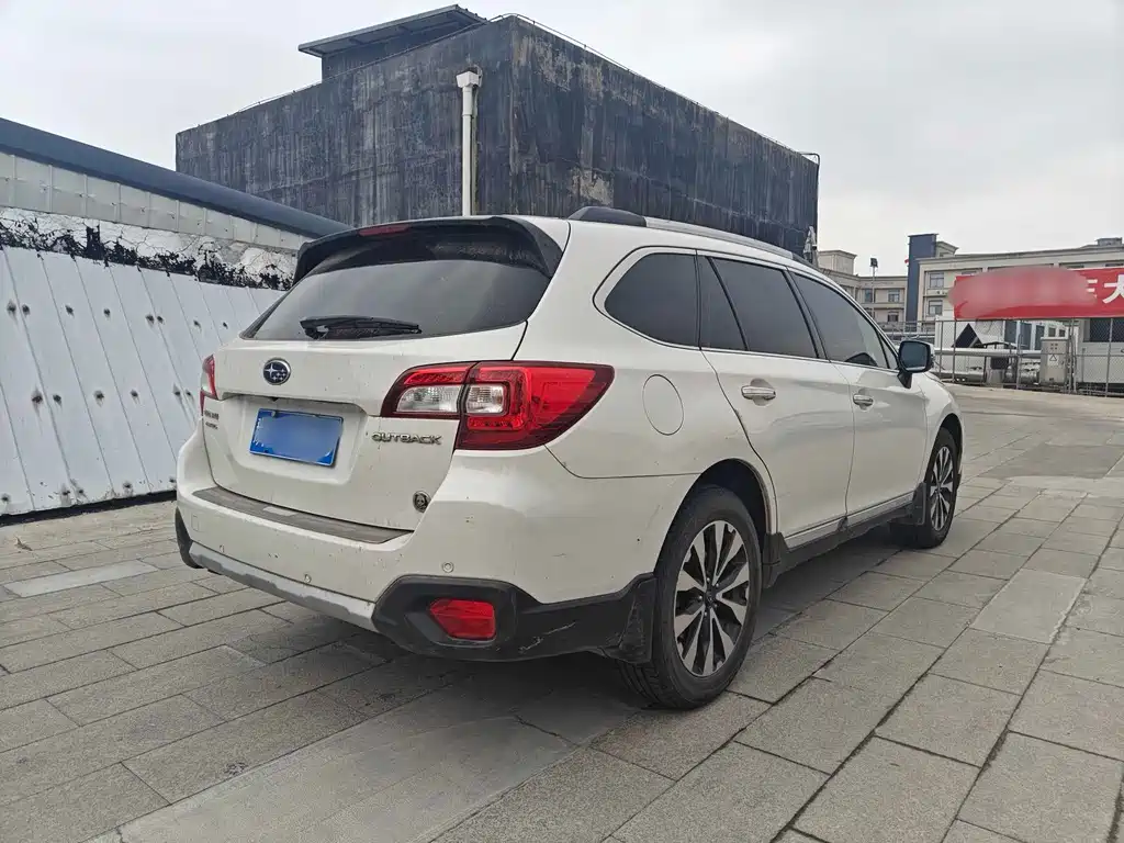 Outback 2.5 i Sport Navigation