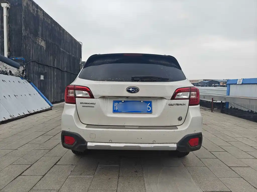 Outback 2.5 i Sport Navigation