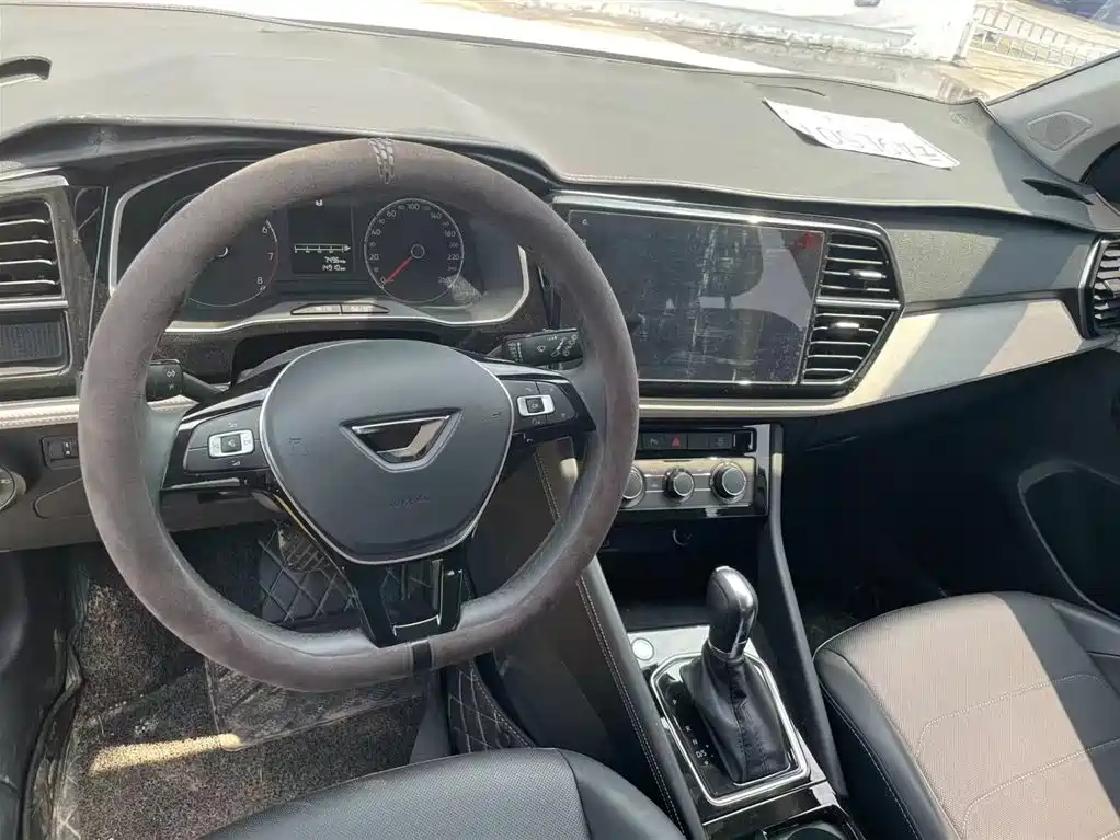 Jetta VS5 280 TSI Auto Joy