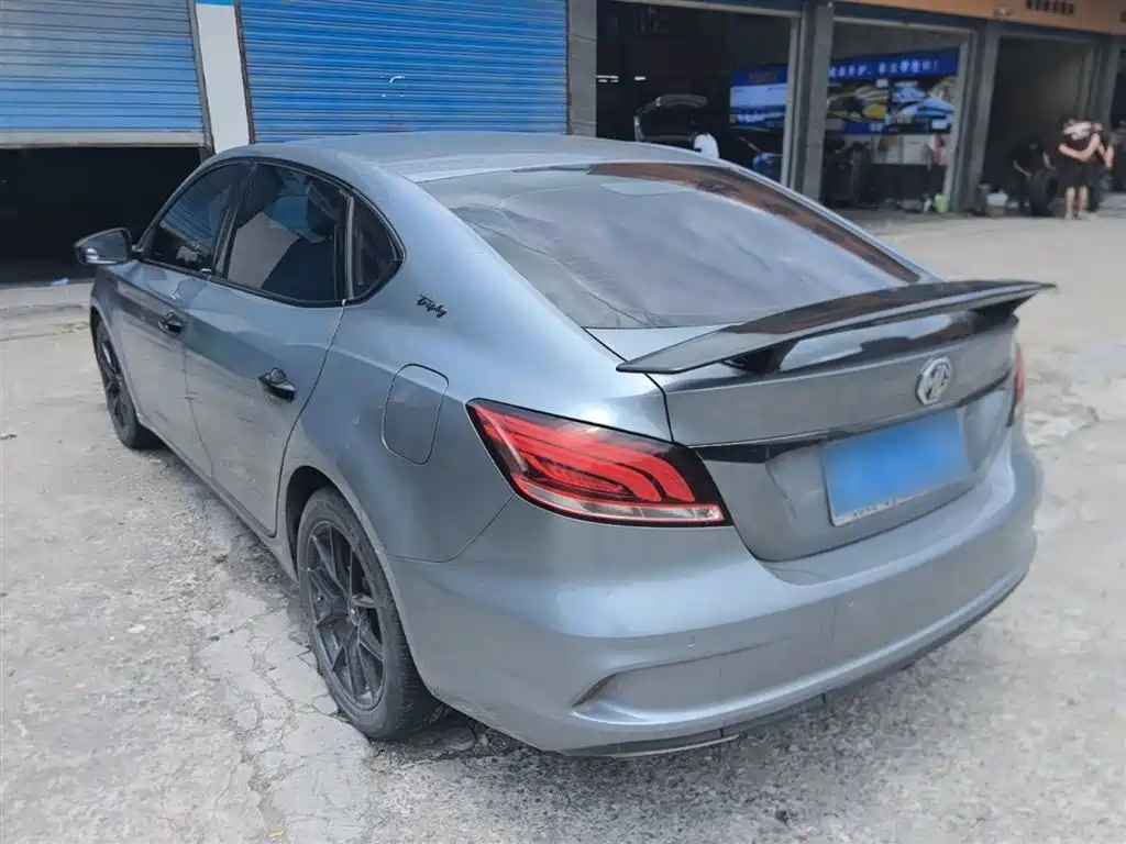 MG6 20 T Auto Luxury Connected CN-V