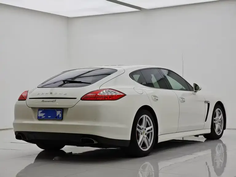 Porsche Panamera Panamera Platinum Edition 3.6 L