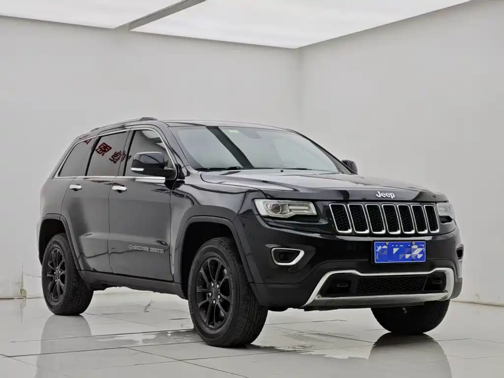 Grand Cherokee (Import) 3.6 L Elite Navigation