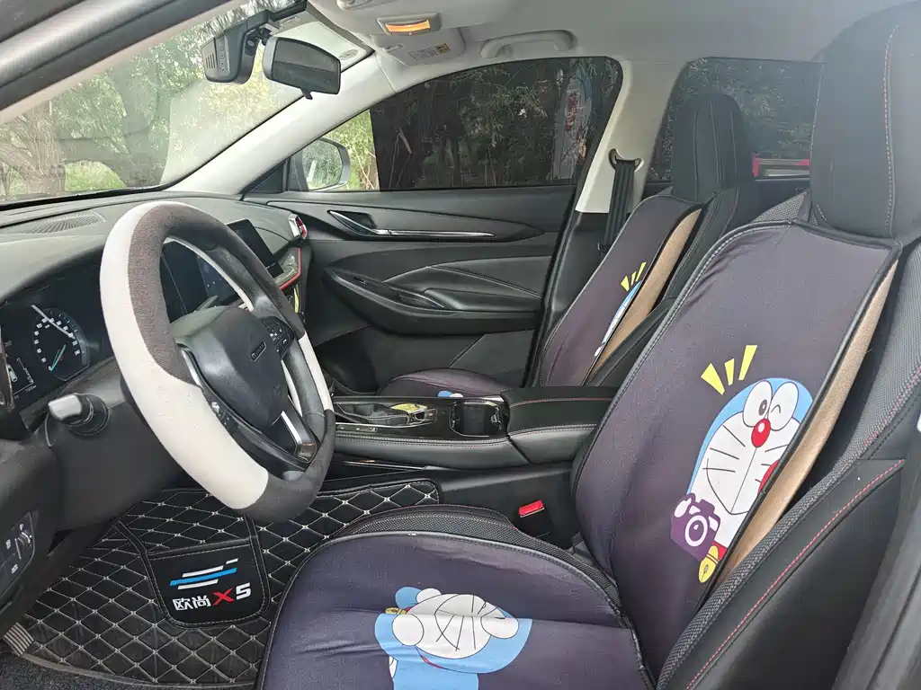 Changan Oshan X5 1.6 L CVT Luxury