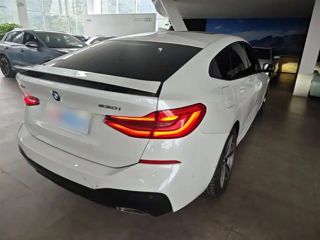 BMW 6 Series GT 630 i M Sport Package