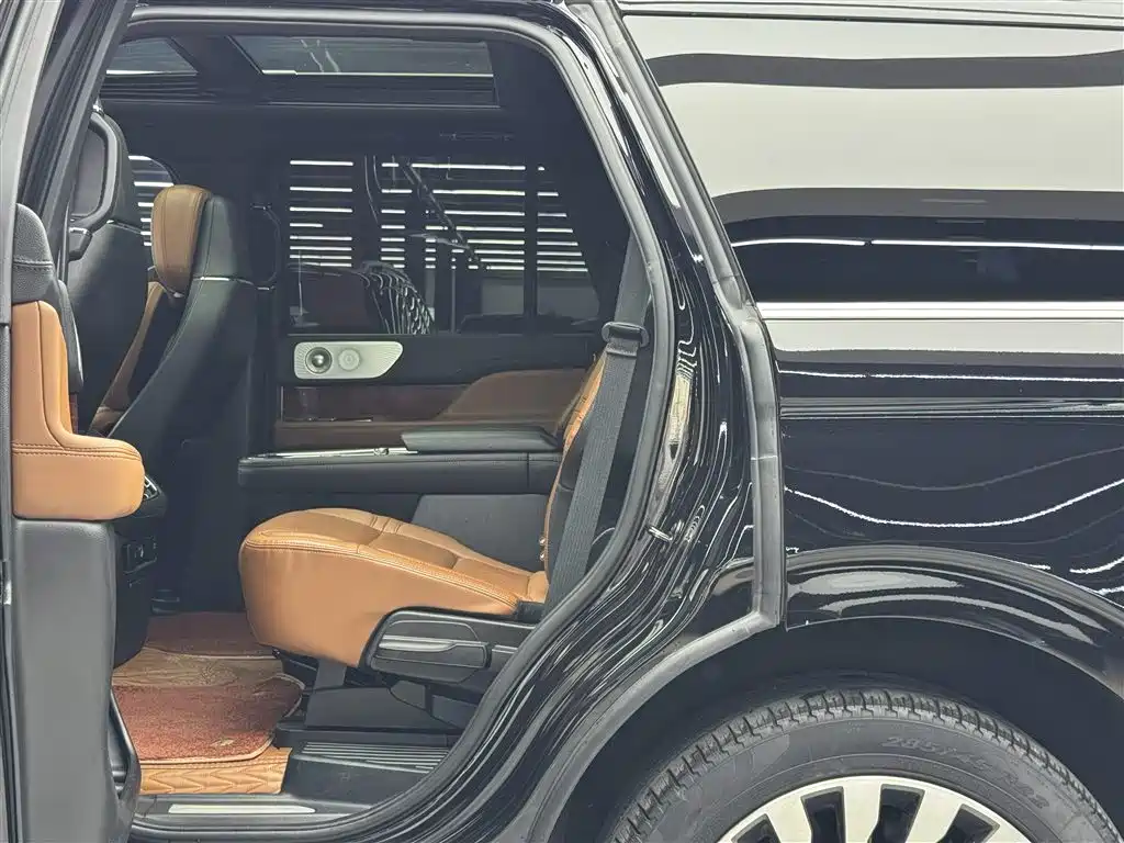 Navigator 3.5 T Honor Shine