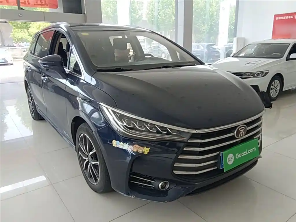 Song MAX 1.5 T Auto Connected Elite 6-seat
