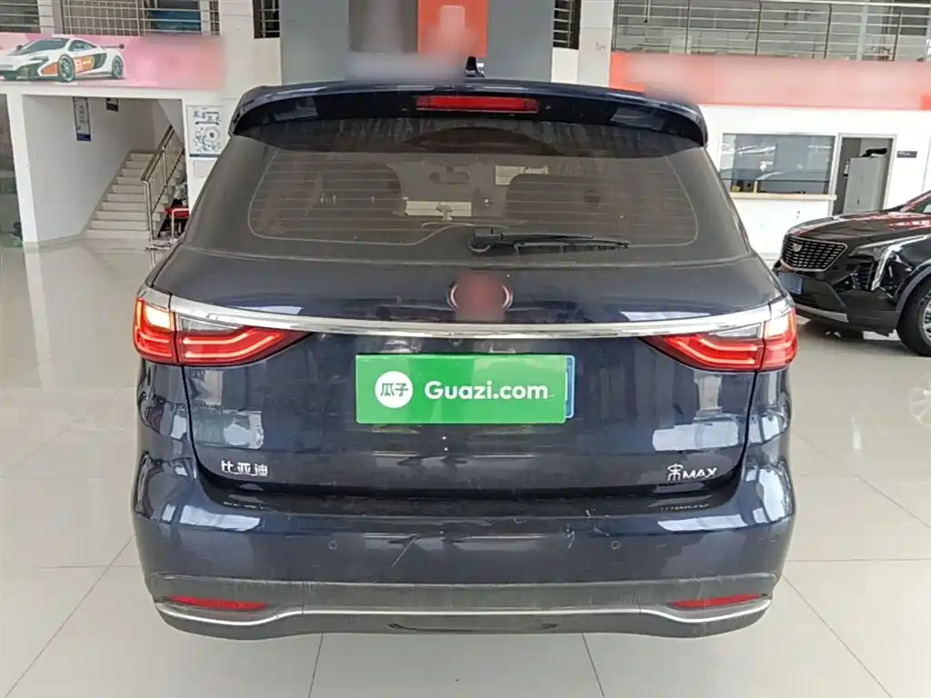Song MAX 1.5 T Auto Connected Elite 6-seat
