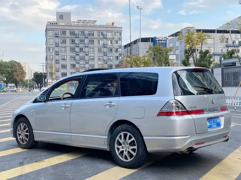 Honda Odyssey 2.4 L Luxury
