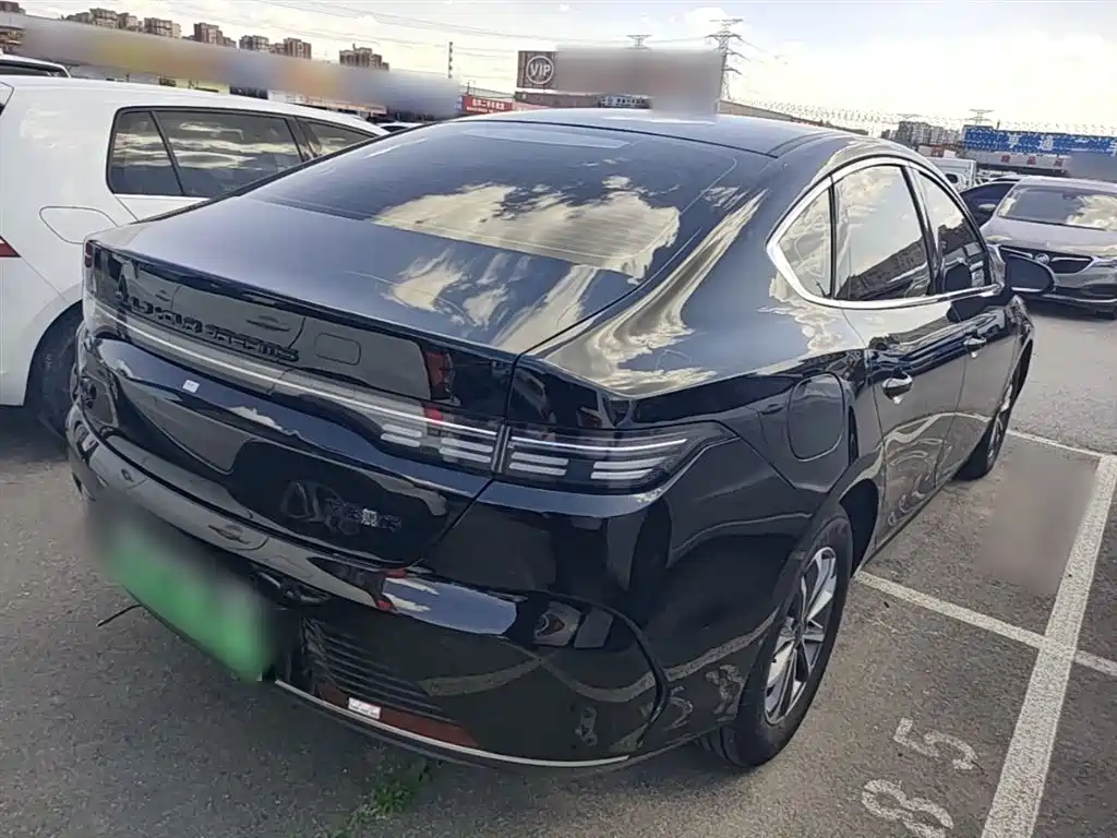 Destroyer 05 Glory DM-i 55 KM Luxury