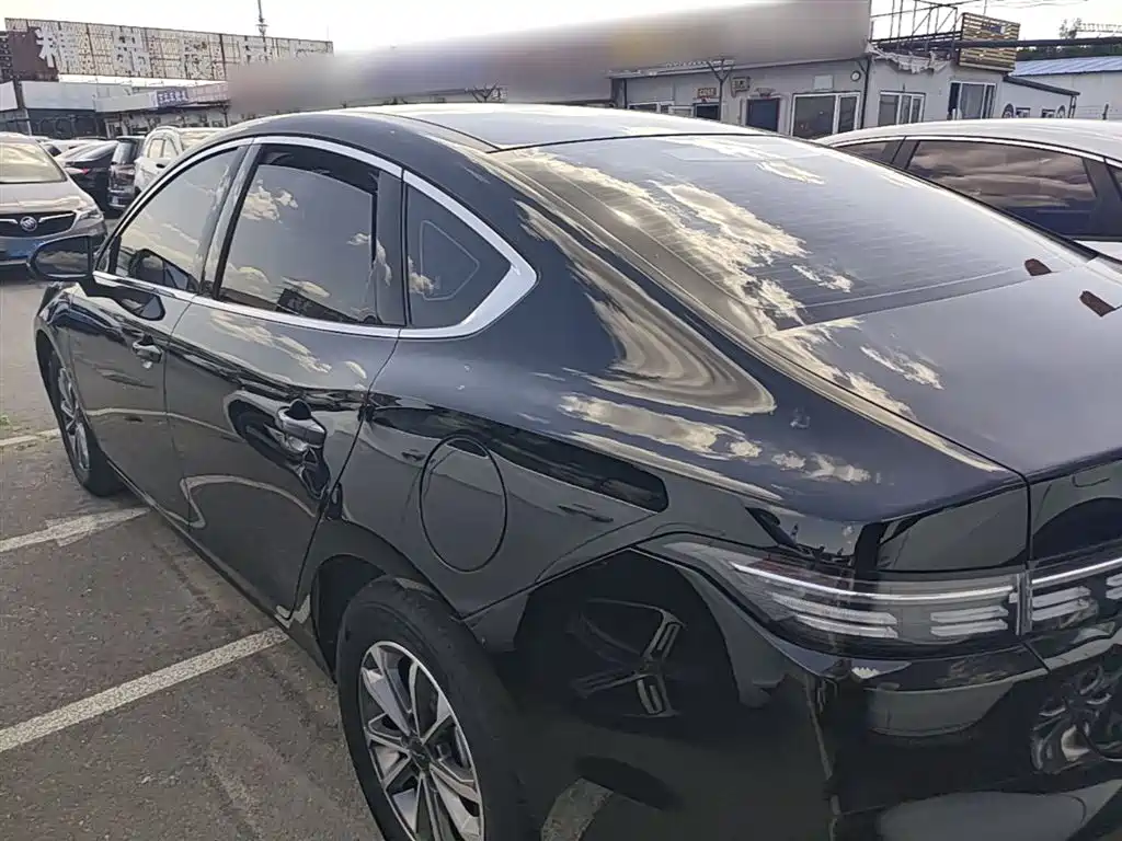 Destroyer 05 Glory DM-i 55 KM Luxury