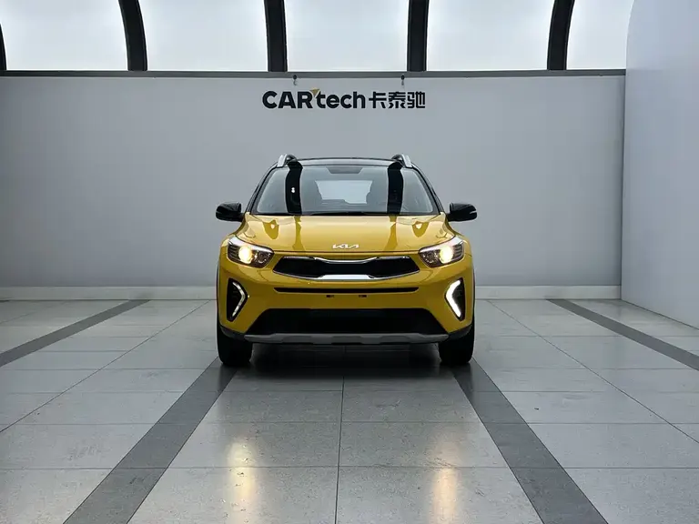 Kia Stonic 1.4 L CVT Sunroof