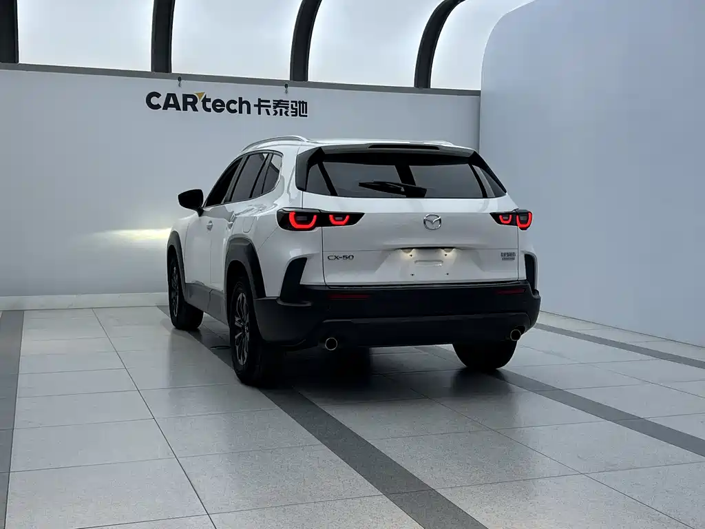 Mazda CX-50 2.0 L