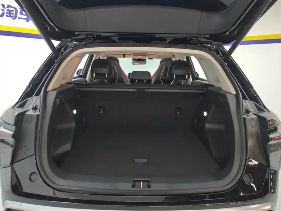 Hongqi HS3 1.5 T 2 WD Good Deed