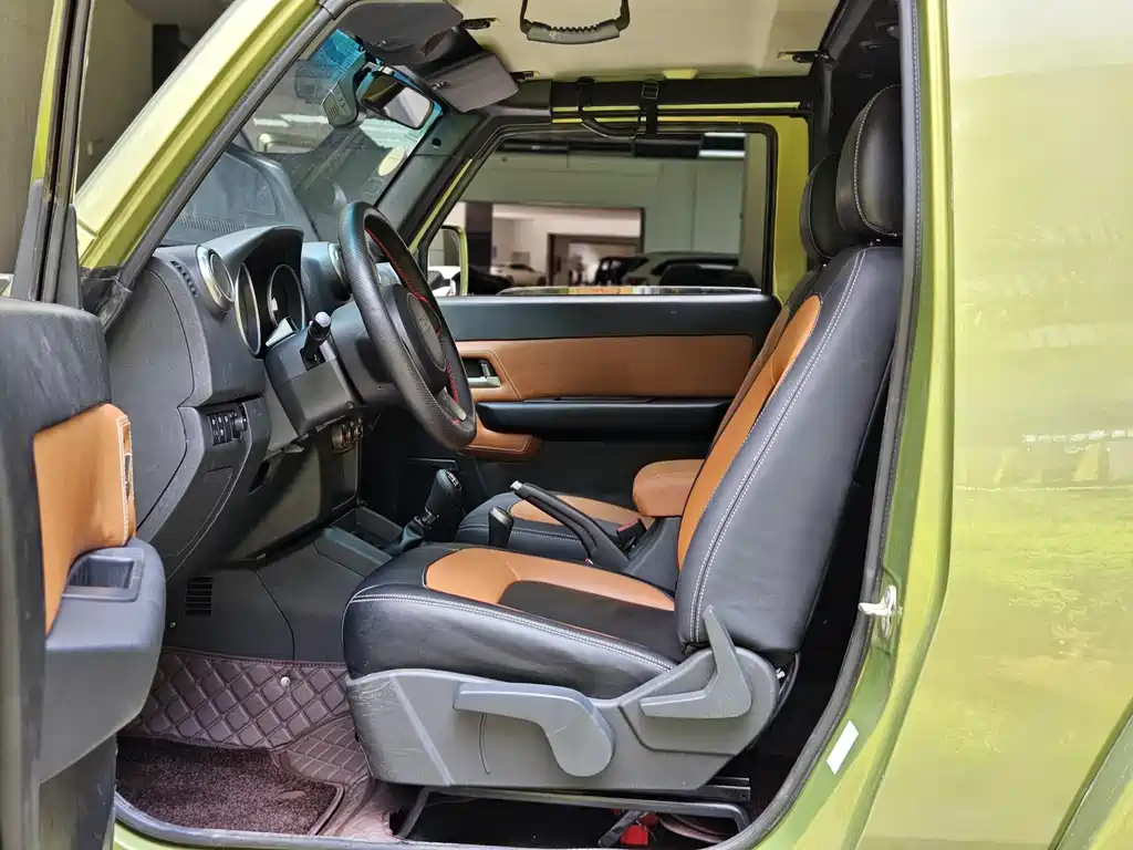 BAIC BJ40 2.4 L Manual Cross