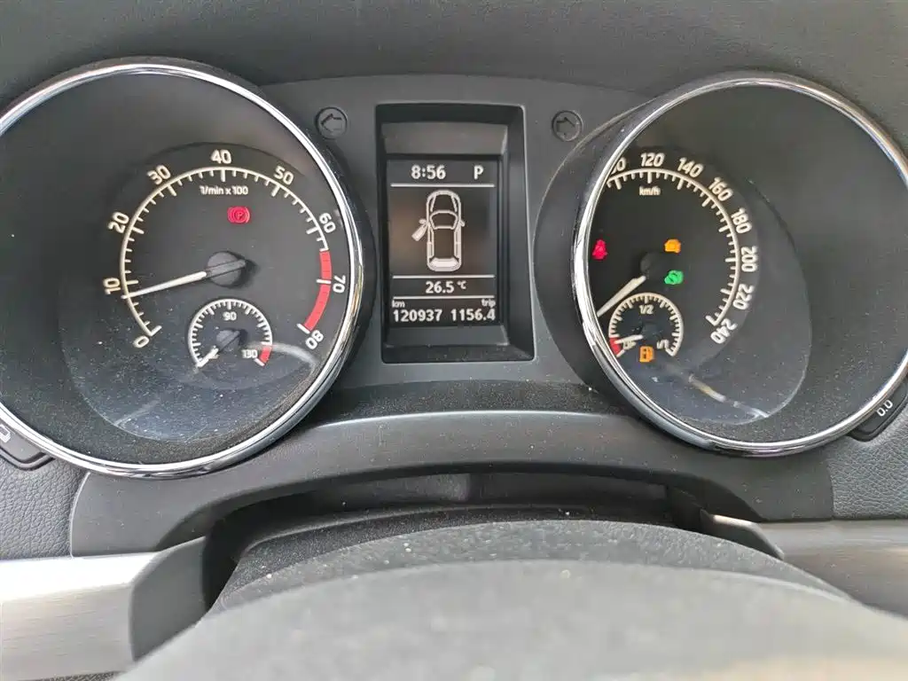 Yeti 1.8 TSI DSG Arctic