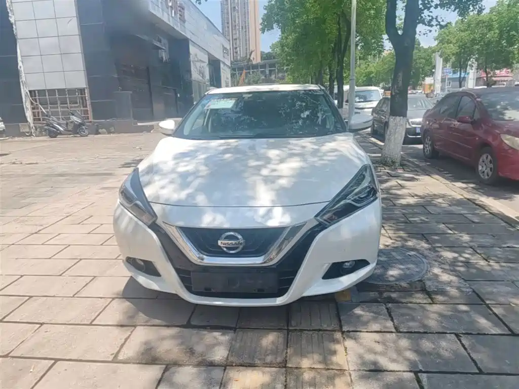 Lannia 1.6 L CVT Smart Cool