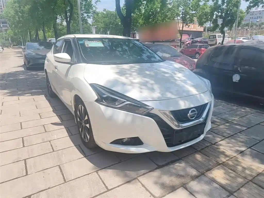 Lannia 1.6 L CVT Smart Cool