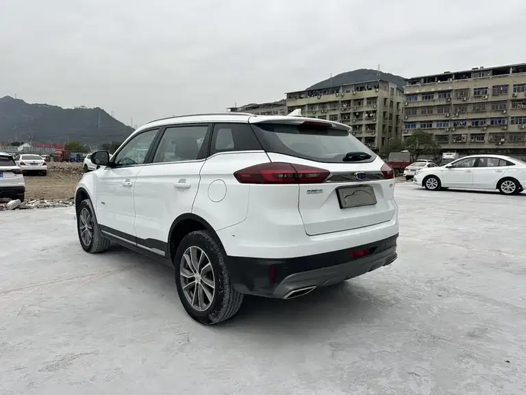 Geely Boyue 1.8 TD DCT 2 WD Connected 4 G Connected