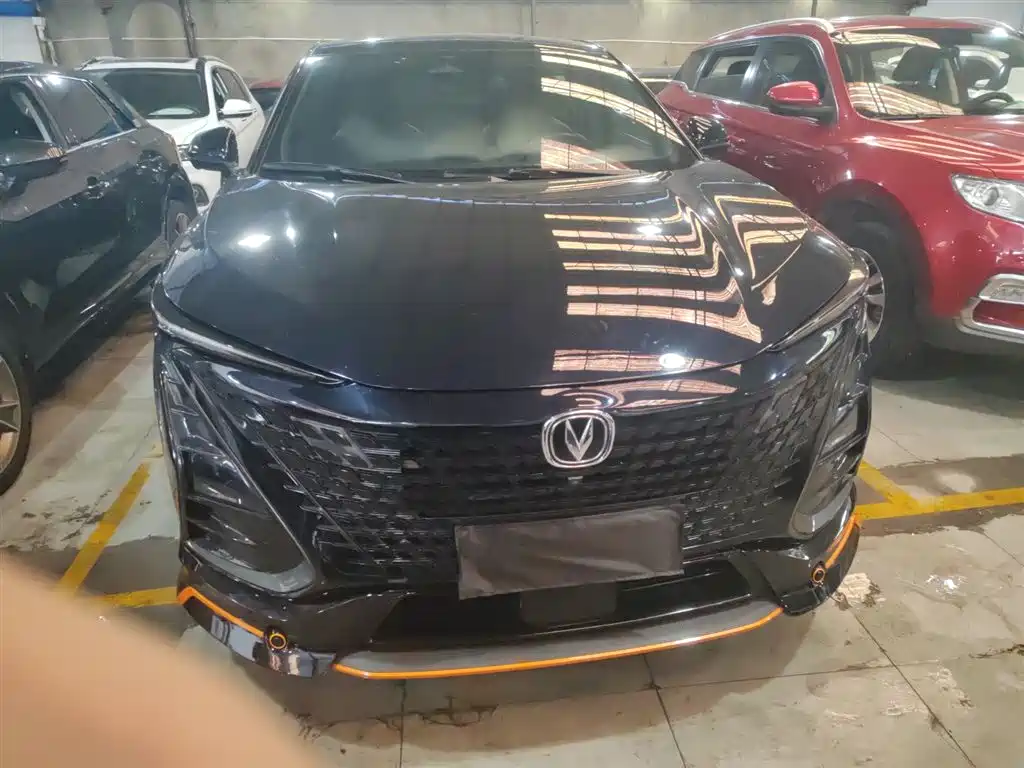 Changan UNI-T 1.5 T Distinguished