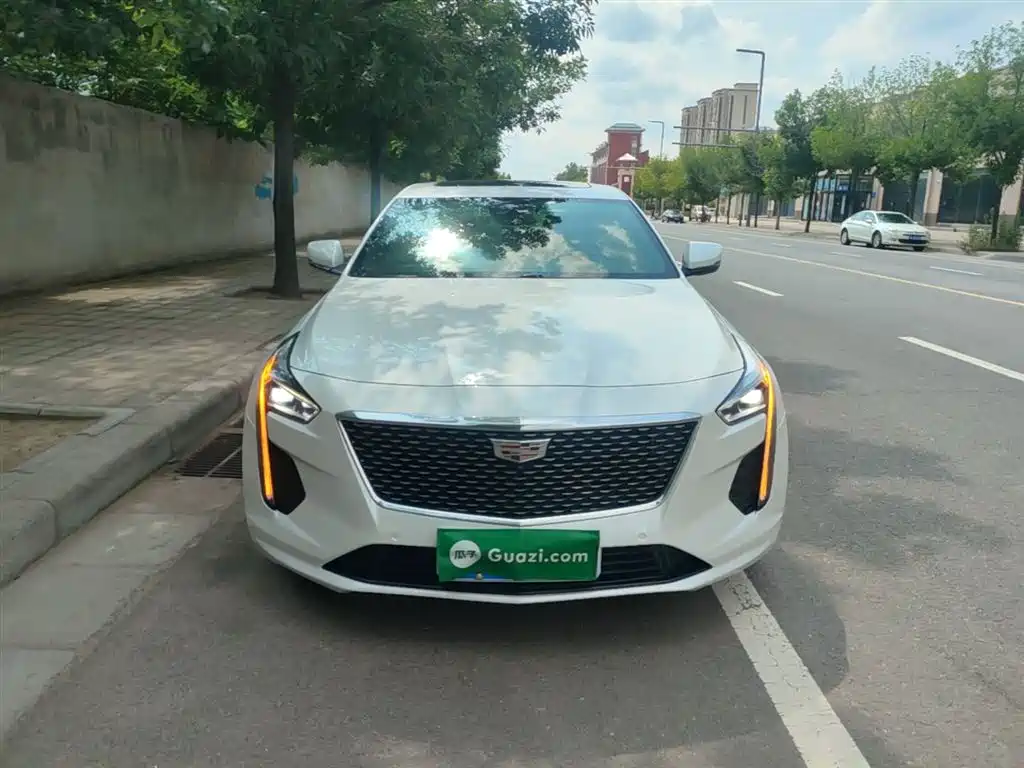 Cadillac CT6 28 T Luxury