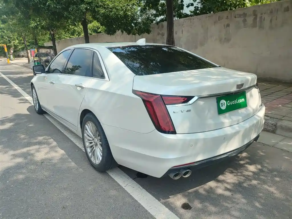 Cadillac CT6 28 T Luxury