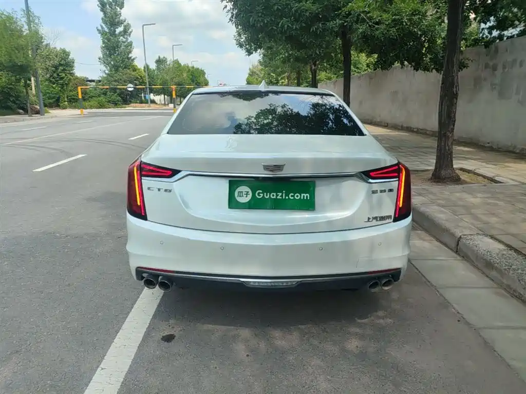 Cadillac CT6 28 T Luxury