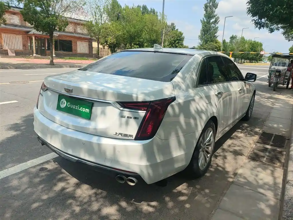 Cadillac CT6 28 T Luxury