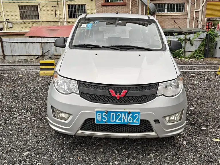 Wuling Hongguang 1.5 L S Basic CN-IV