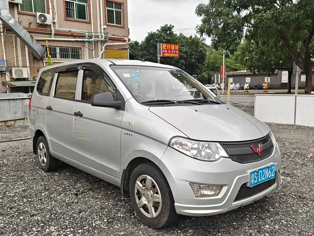 Wuling Hongguang 1.5 L S Basic CN-IV