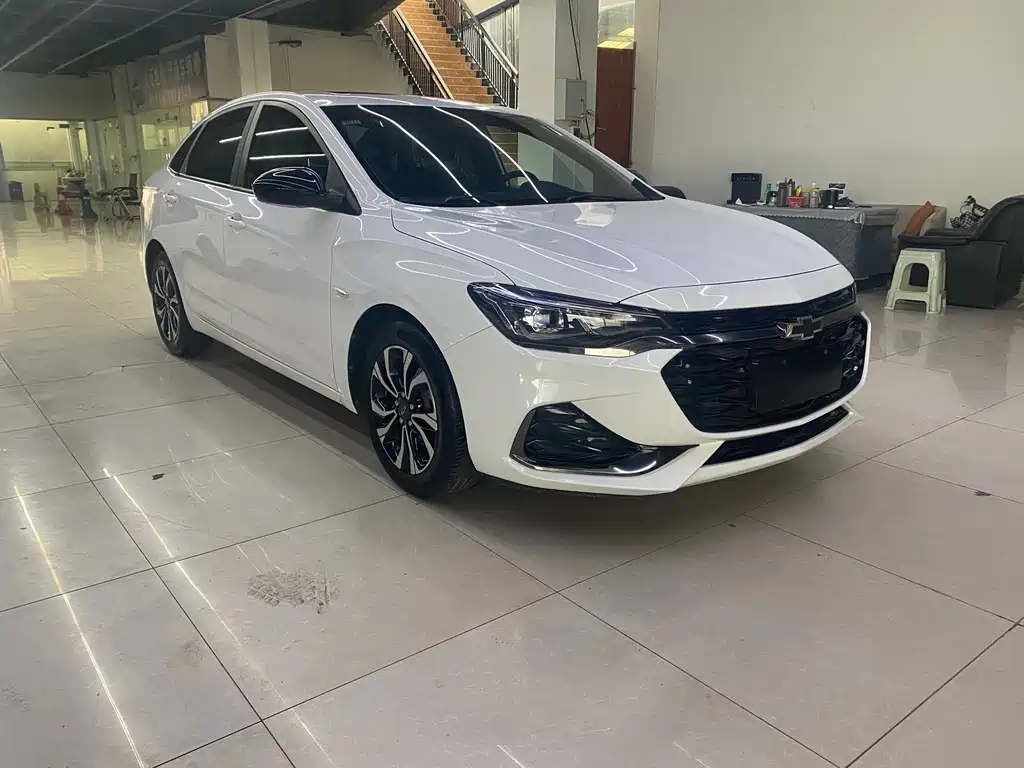 Monza Mild Hybrid RS 330 T Auto Smooth