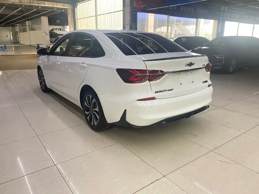 Monza Mild Hybrid RS 330 T Auto Smooth