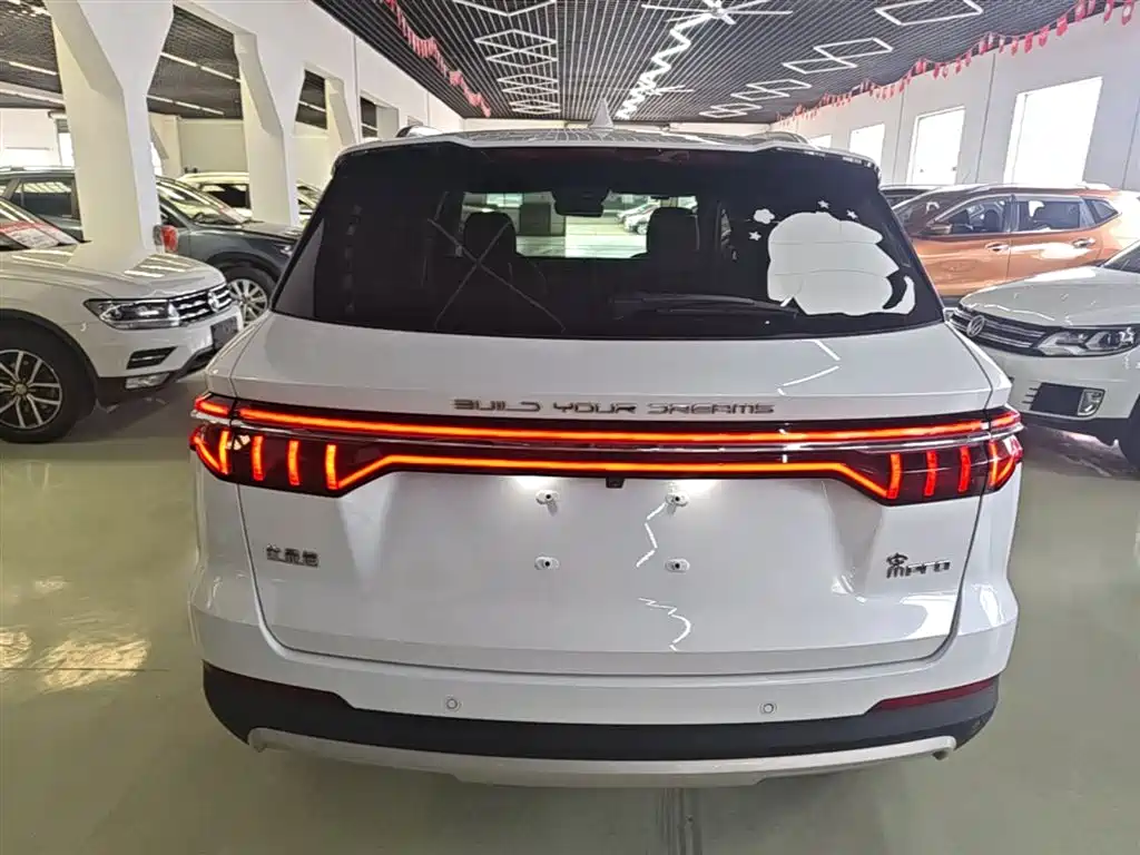 Song Pro 1.5 T Auto Luxury