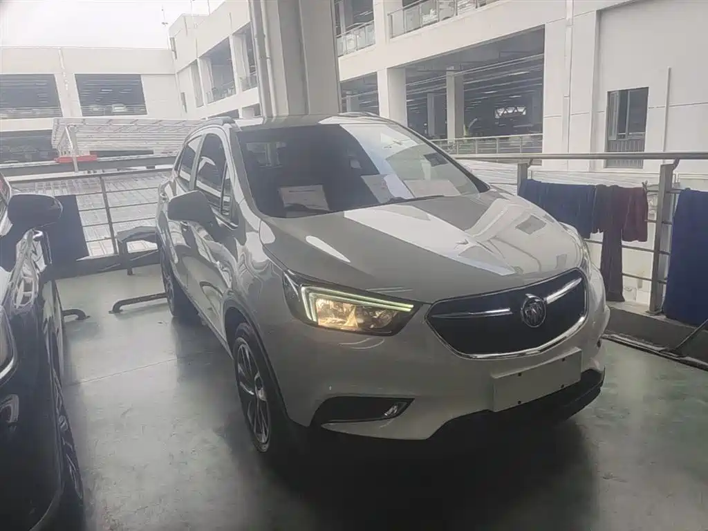 Encore 18 T Auto 2 WD Urban Leading
