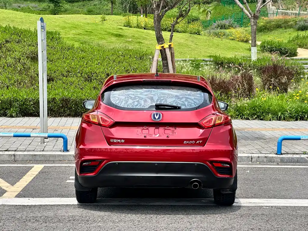 Eado XT 1.6 L Manual Handsome Cool CN-IV