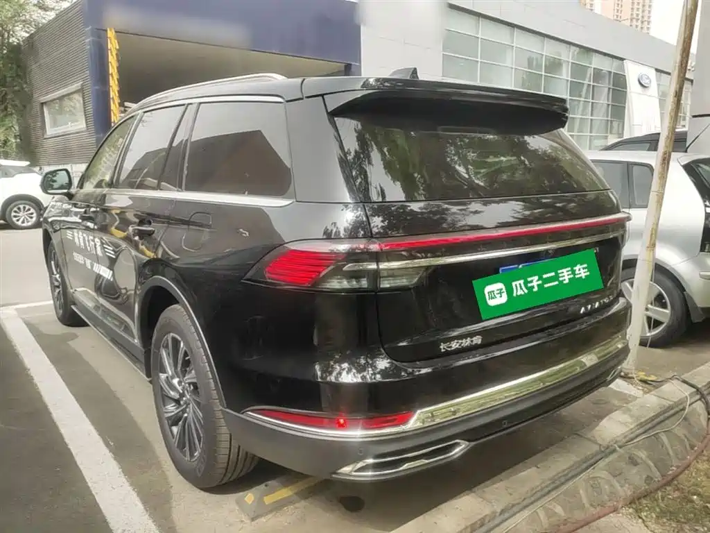 Aviator 飞行家 2024款 3.0 T V6 四驱高雅版 七座
