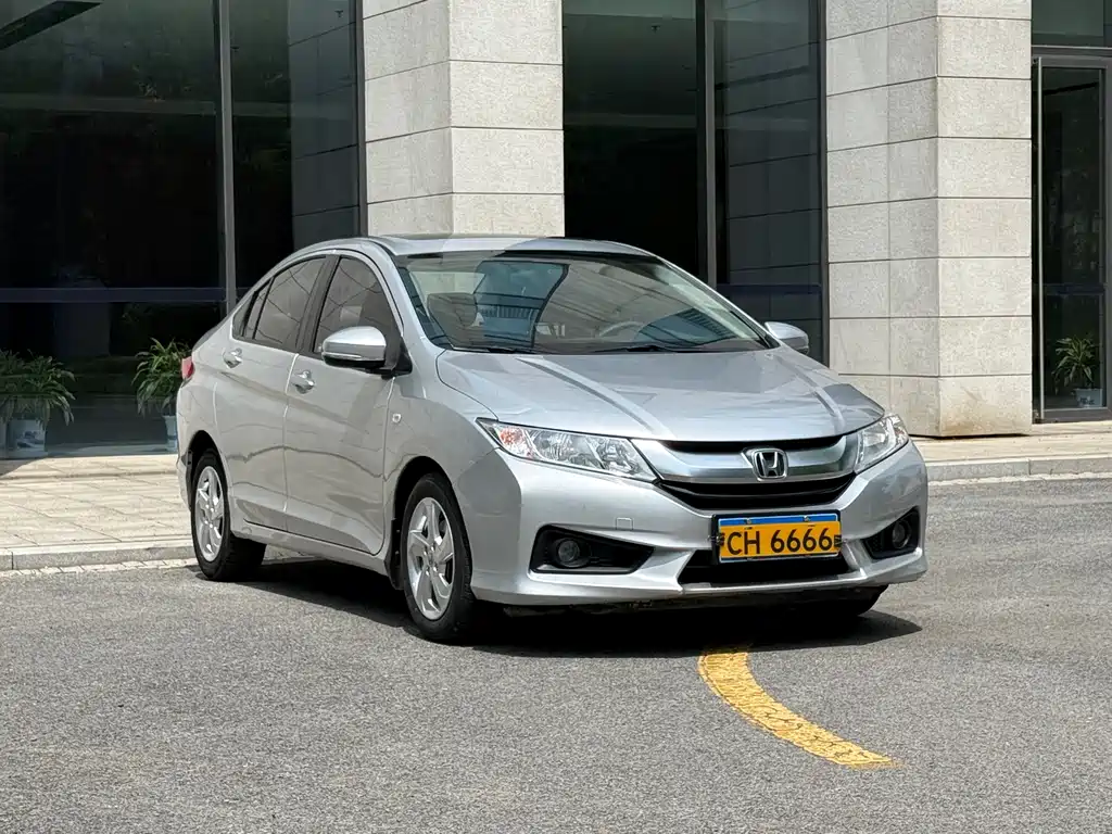 City 1.5 L CVT Luxury