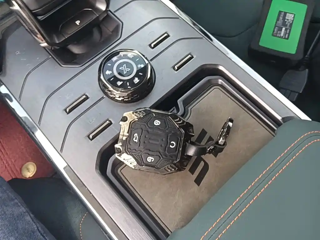 Jetour Traveller 2.0 T 4 WD Cross PRO