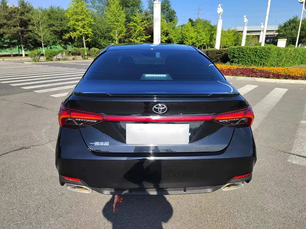 Avalon 2.5 L Luxury