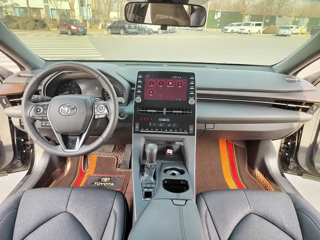 Avalon 2.5 L Luxury