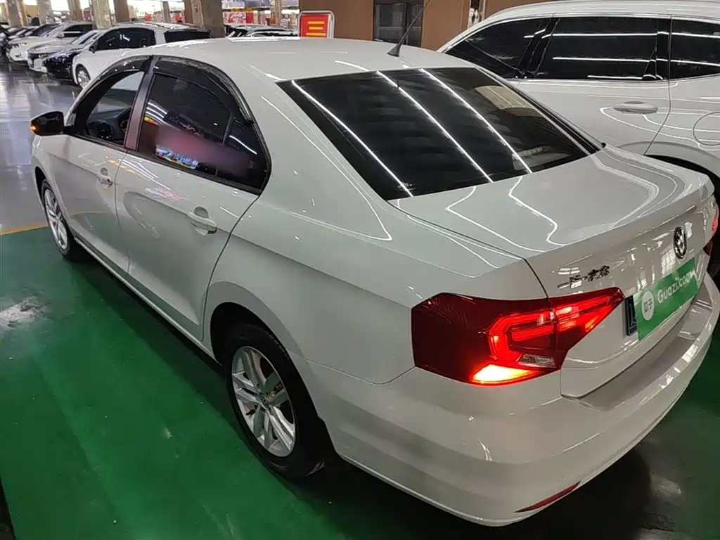 Jetta 捷达 2019款 梦想版 1.5 L 手动时尚型