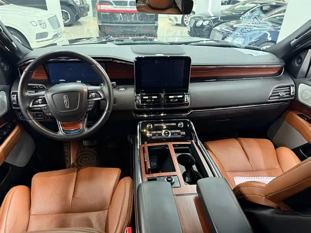 Navigator 3.5 T Honor Shine