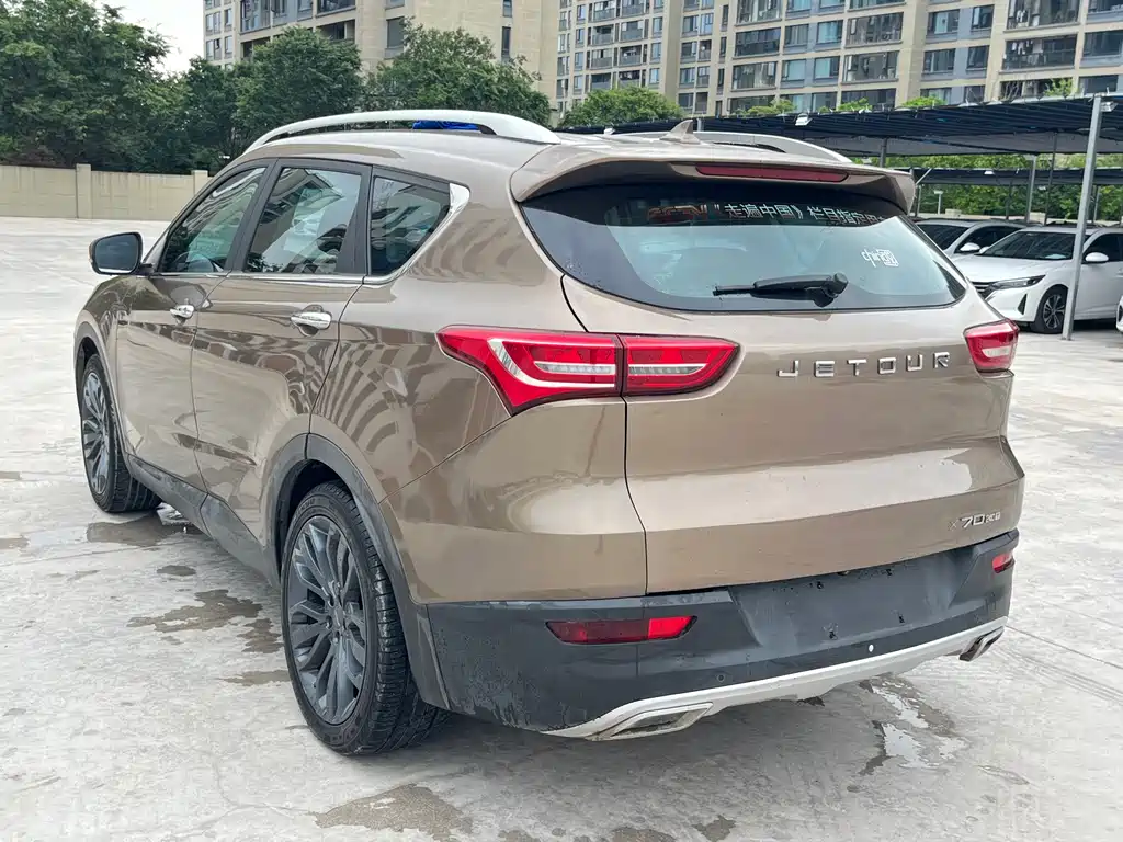 Jetour X70 1.5 T Auto Joy Travel
