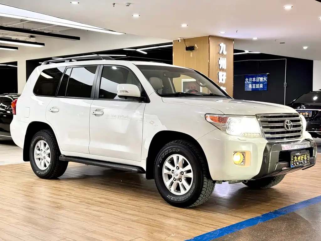 Land Cruiser 4.0 L Auto VX