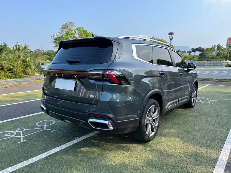 Geely Haoyue L 2.0 T DCT Distinguished