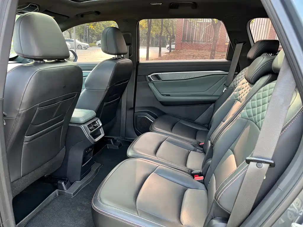 Haoyue L 2.0 T DCT Distinguished