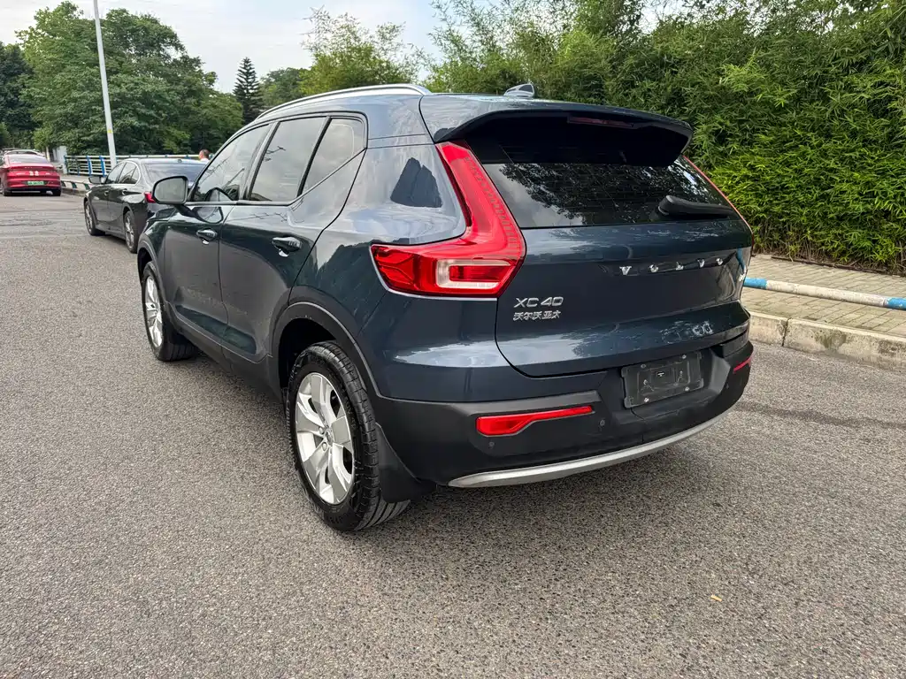 Volvo XC40 T4 4 WD Smart Travel Fashion