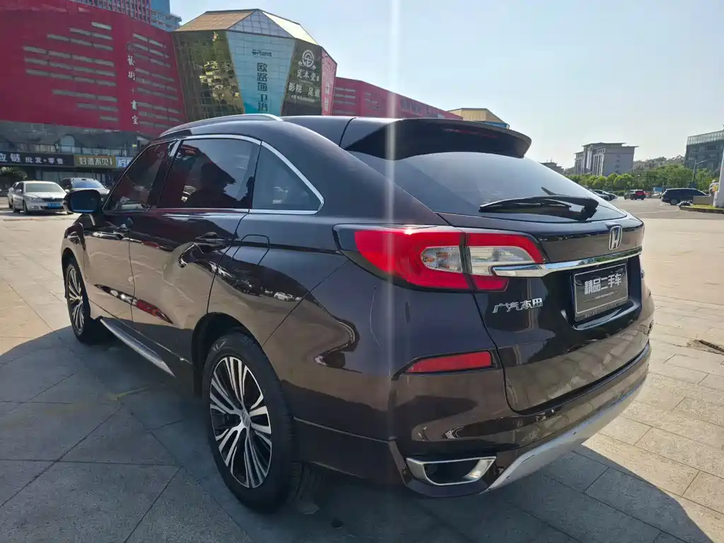Avancier 370 TURBO 2 WD Luxury