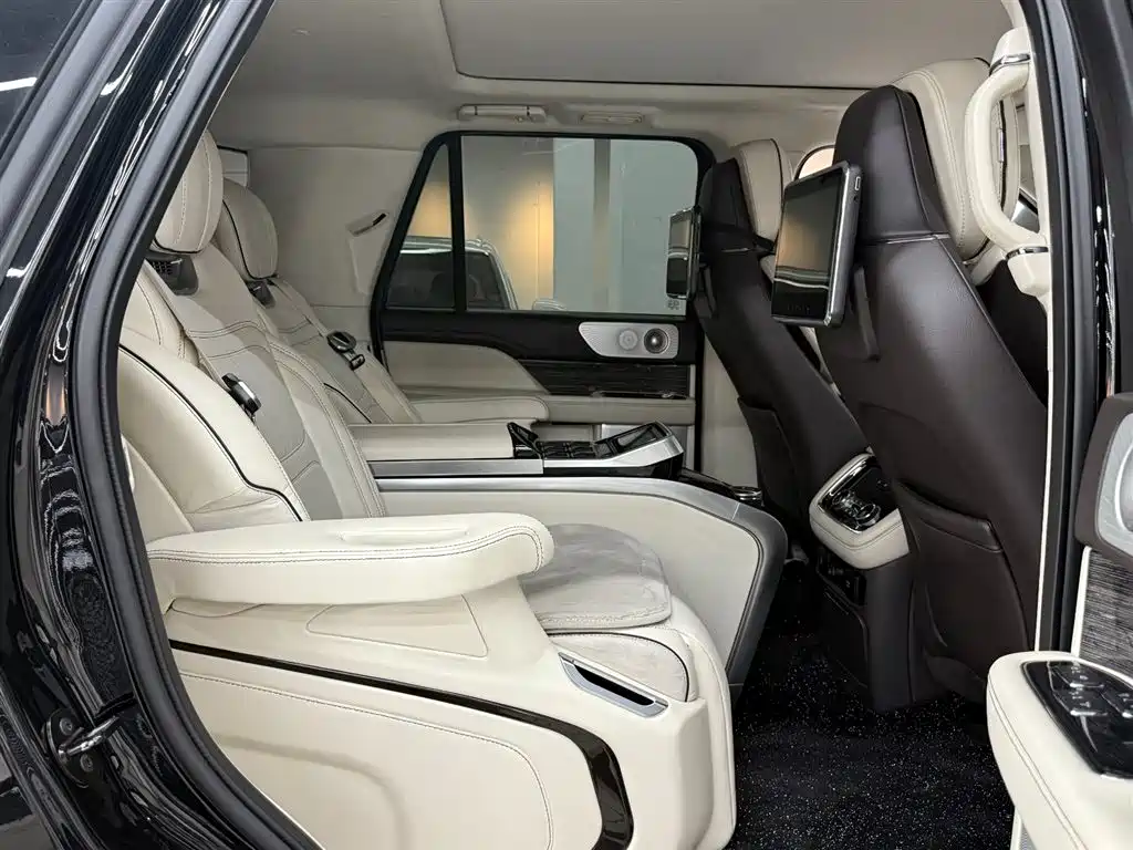 Navigator 3.5 T President Series CN-V